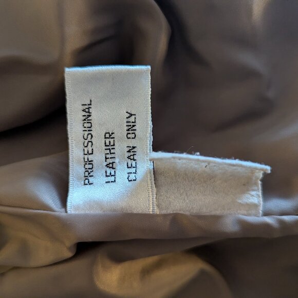 Vintage Wilson's Suede and Leather Fringe Jacket, size 8 Style# 6207 - Picture 8 of 8